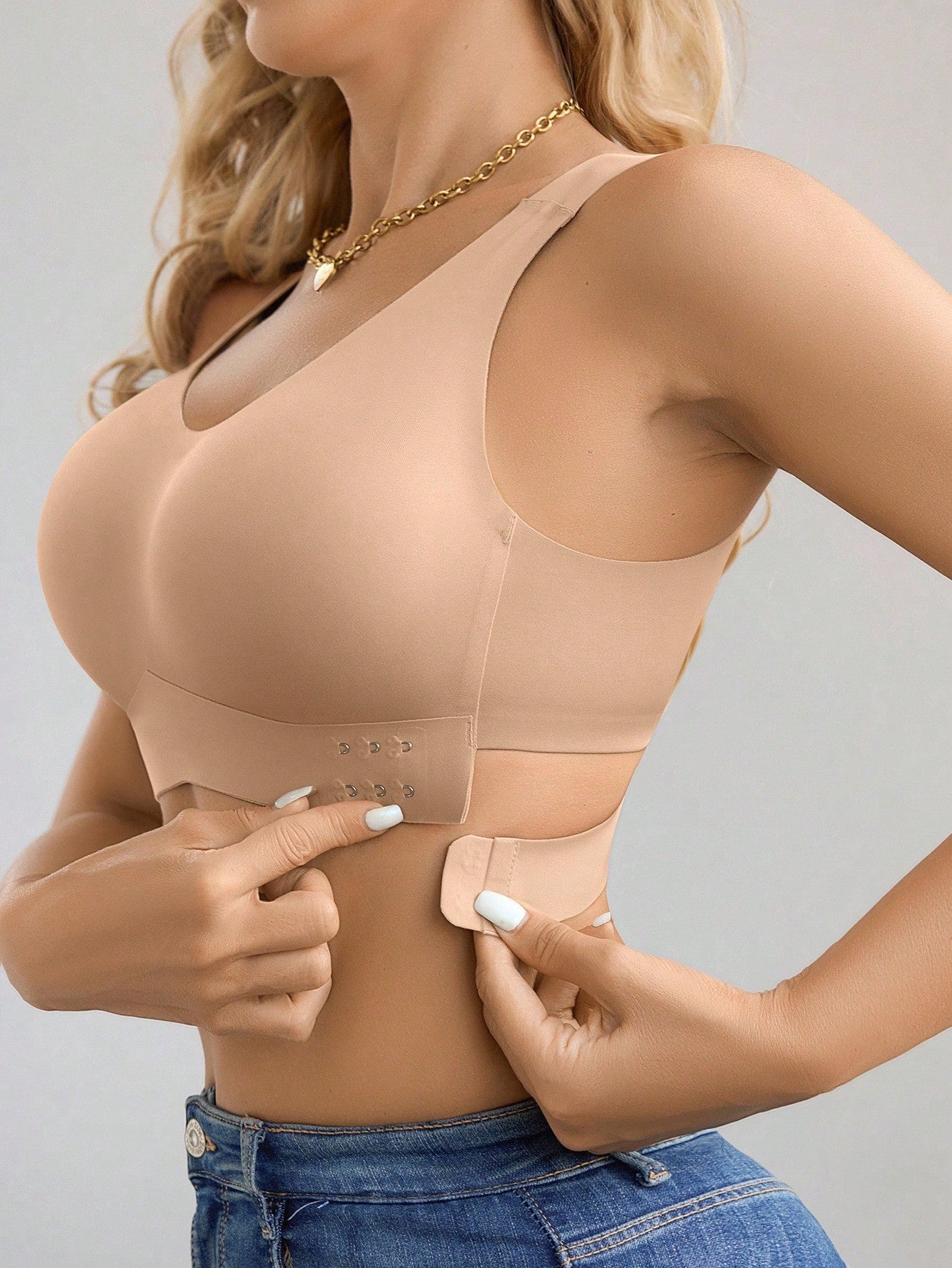 Women’s Seamless Bandeau Bra | Crisscross Back | Front Closure | Breathable Comfort | No Padding Sports Bralette