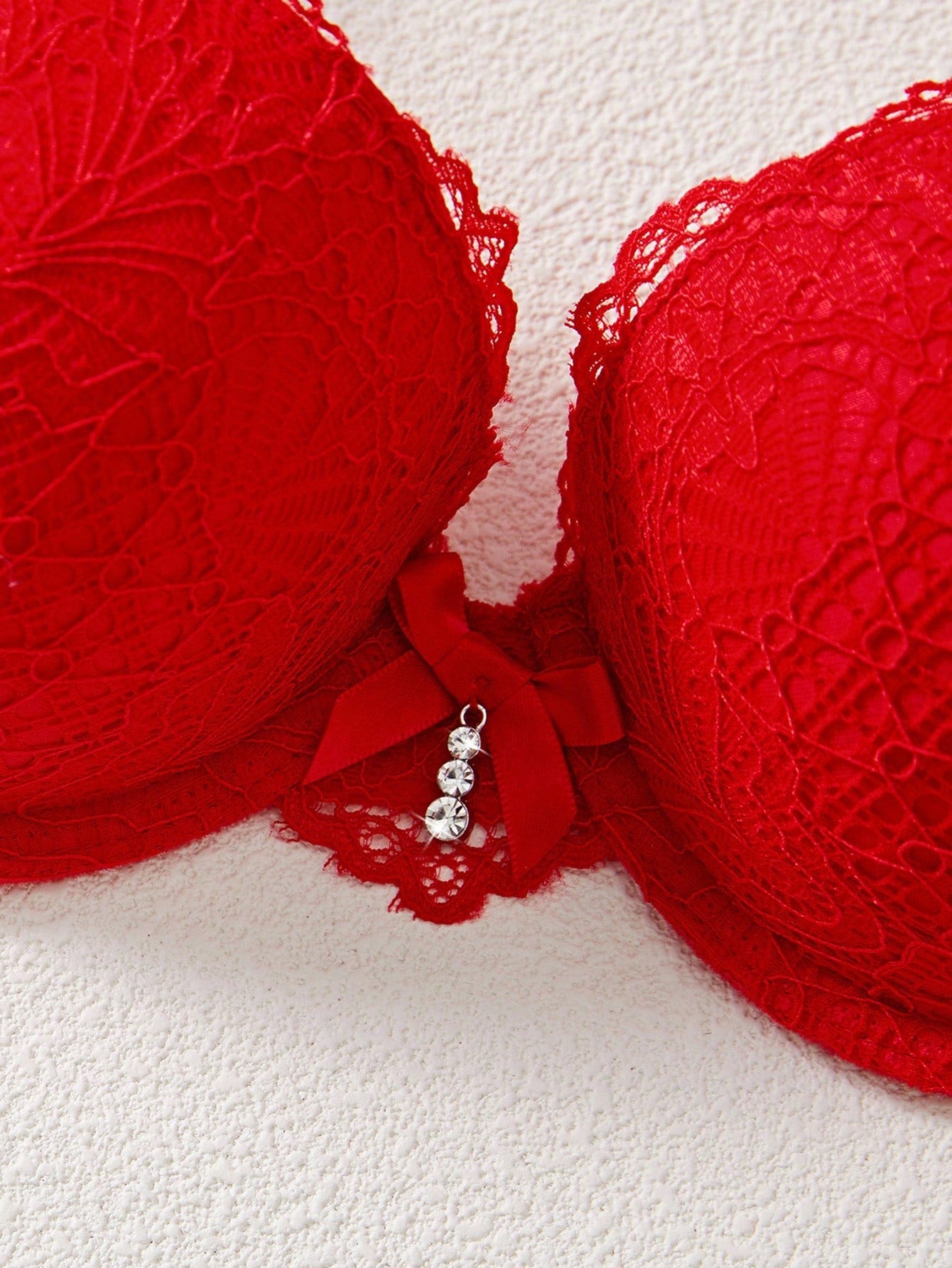 Women’s Lace Padded Push-Up Underwire Bra | Lift & Support Lingerie