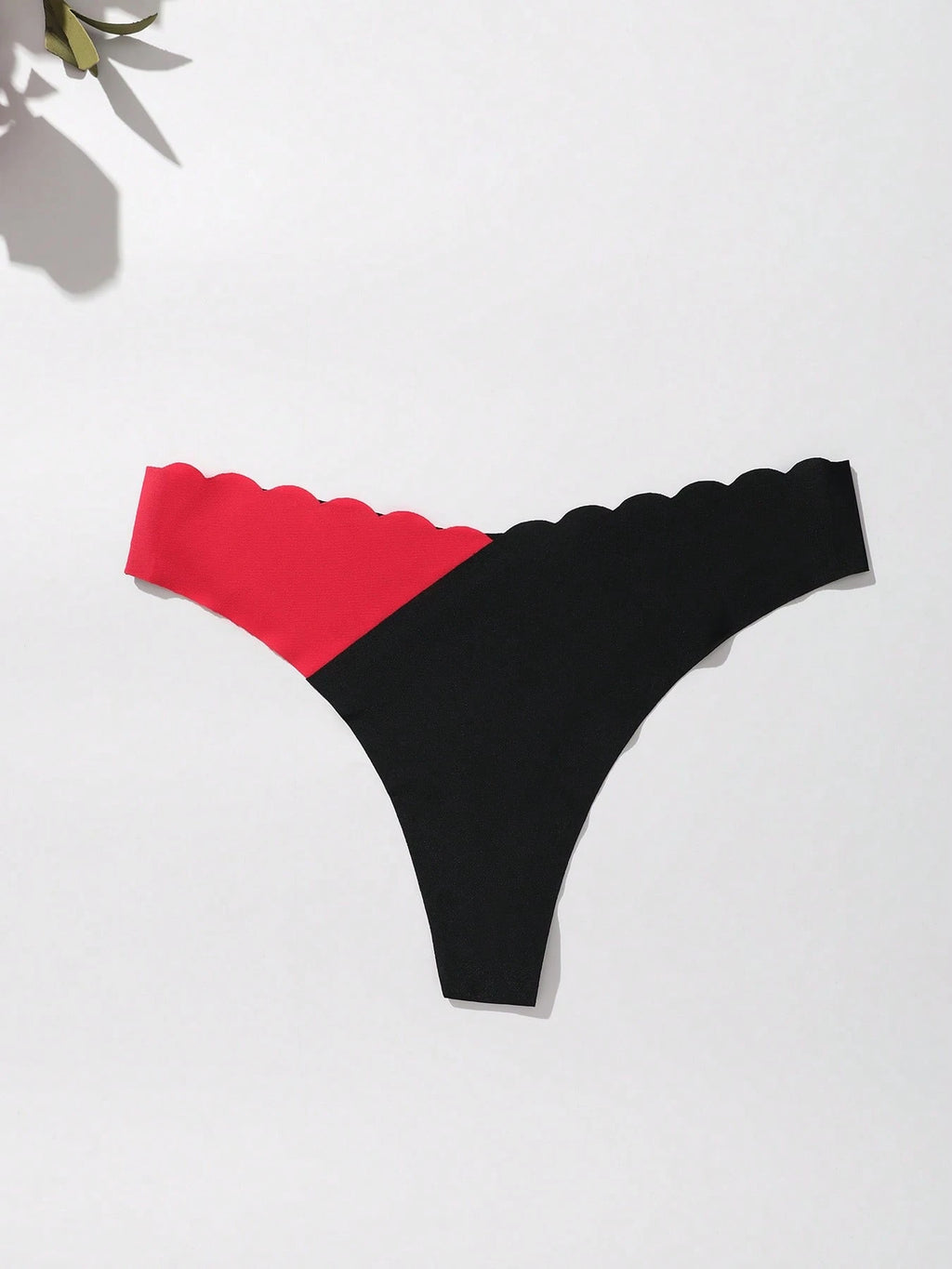 5-Pack Seamless Thong Panties | Scallop Edge Contrast Color | Leopard Print Soft Stretch Everyday Underwear