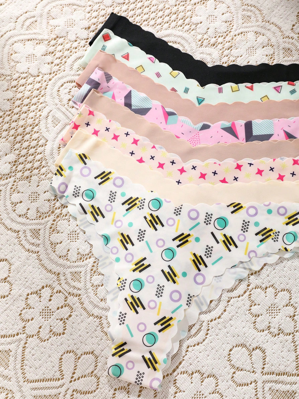 8-Pack Seamless Triangle Panties | Wavy Trim Leopard & Solid Colors | Soft Comfortable Everyday Underwear
