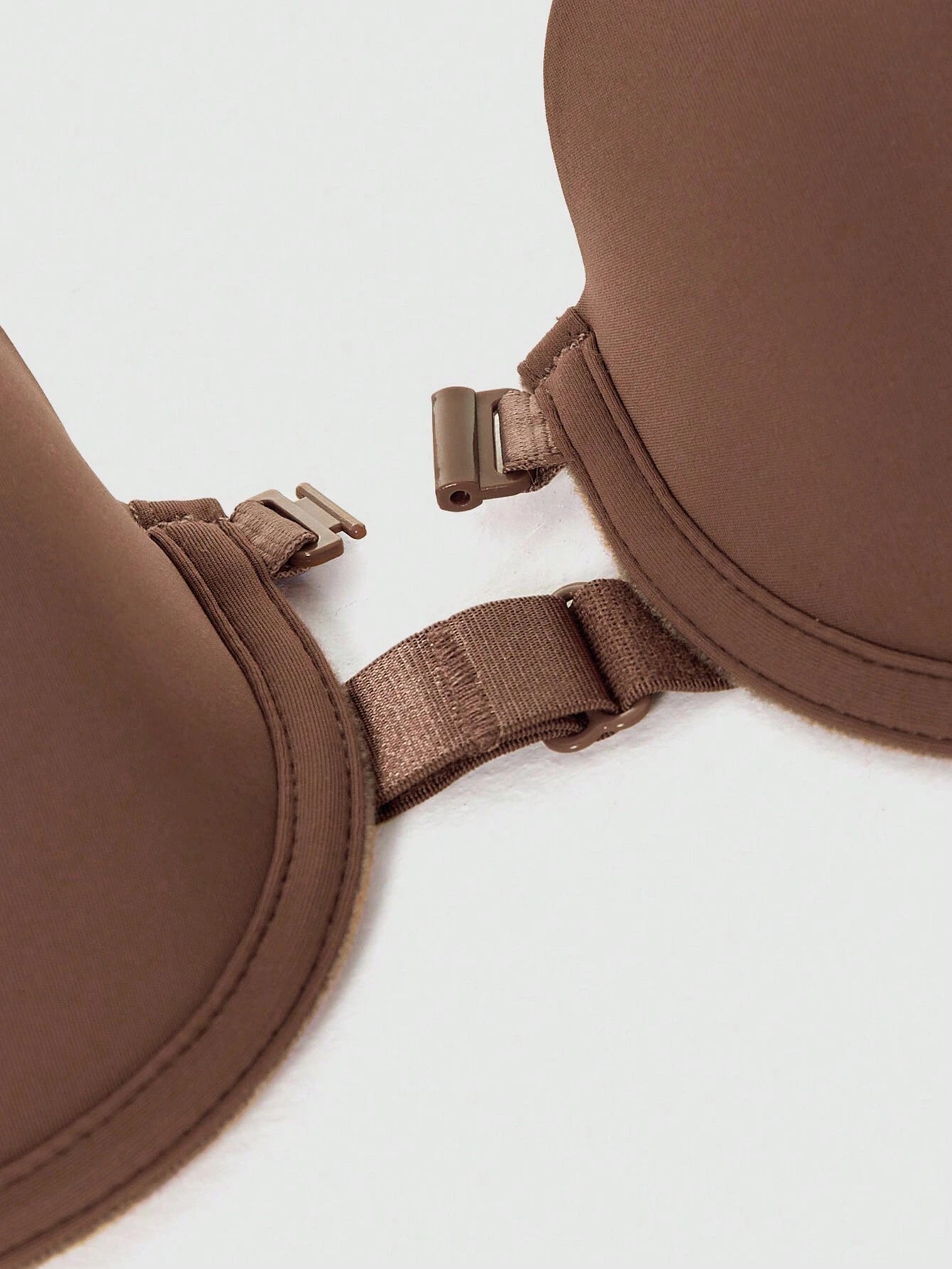 Women’s Beige Seamless Strapless Backless Bra – Padded Push-Up Bralette | Casual Everyday Comfort