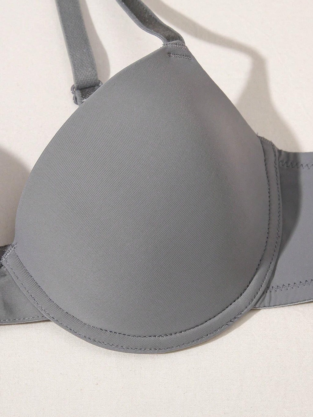 Underwire Bra with Adjustable Straps | Solid Color Support Fit | Comfortable Everyday Wear