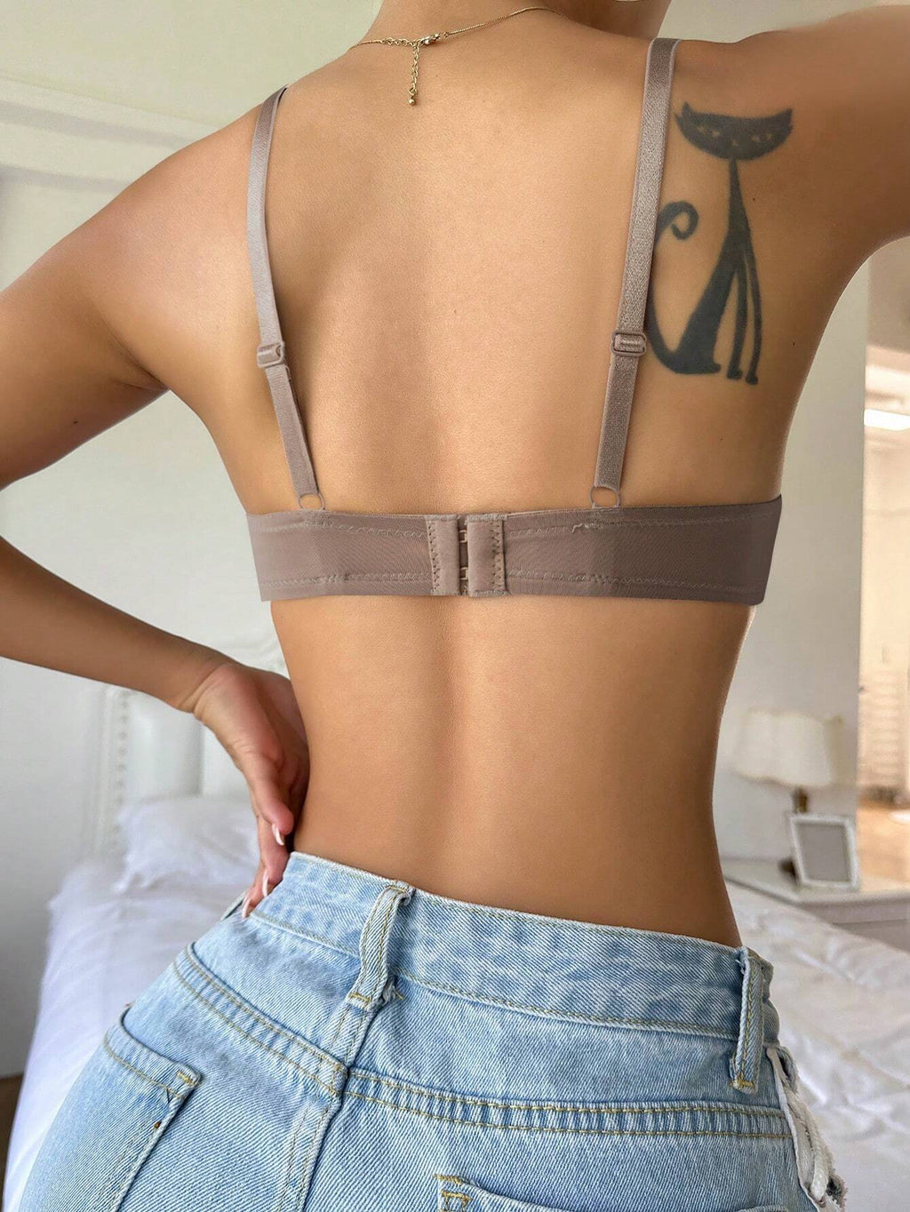 Underwire Bra with Adjustable Straps | Solid Color Support Fit | Comfortable Everyday Wear