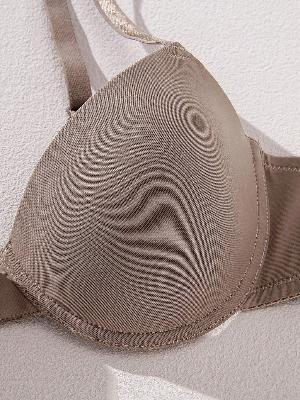 Underwire Bra with Adjustable Straps | Solid Color Support Fit | Comfortable Everyday Wear