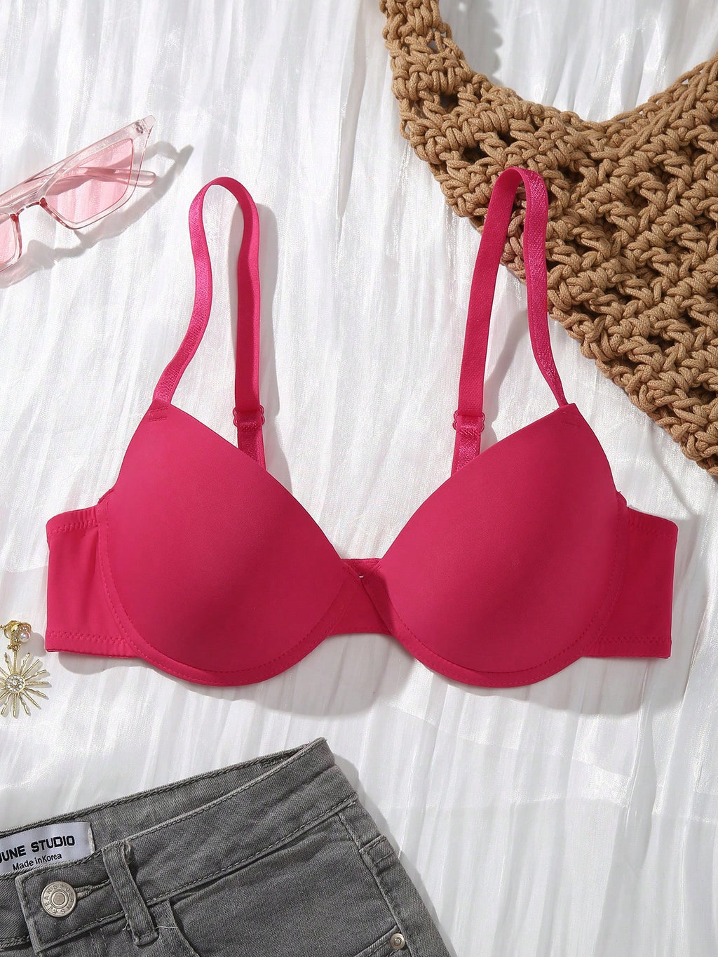 Underwire Bra with Adjustable Straps | Solid Color Support Fit | Comfortable Everyday Wear