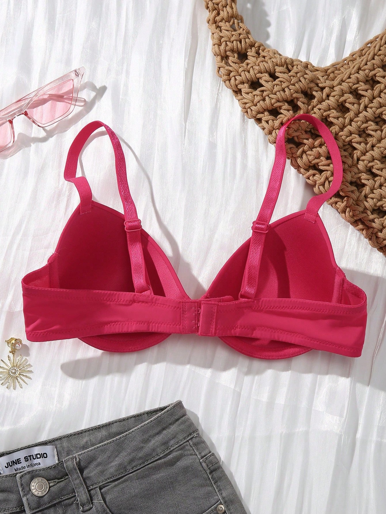Underwire Bra with Adjustable Straps | Solid Color Support Fit | Comfortable Everyday Wear