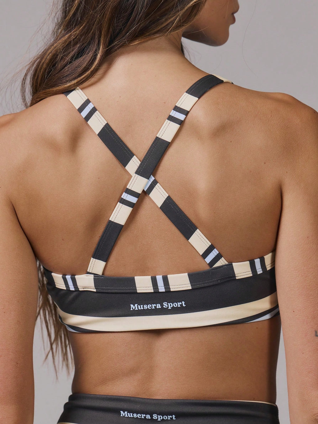 Strappy Cross-Back Sports Bra | Scoop Neck Plunge Activewear Gym Workout Bra Top