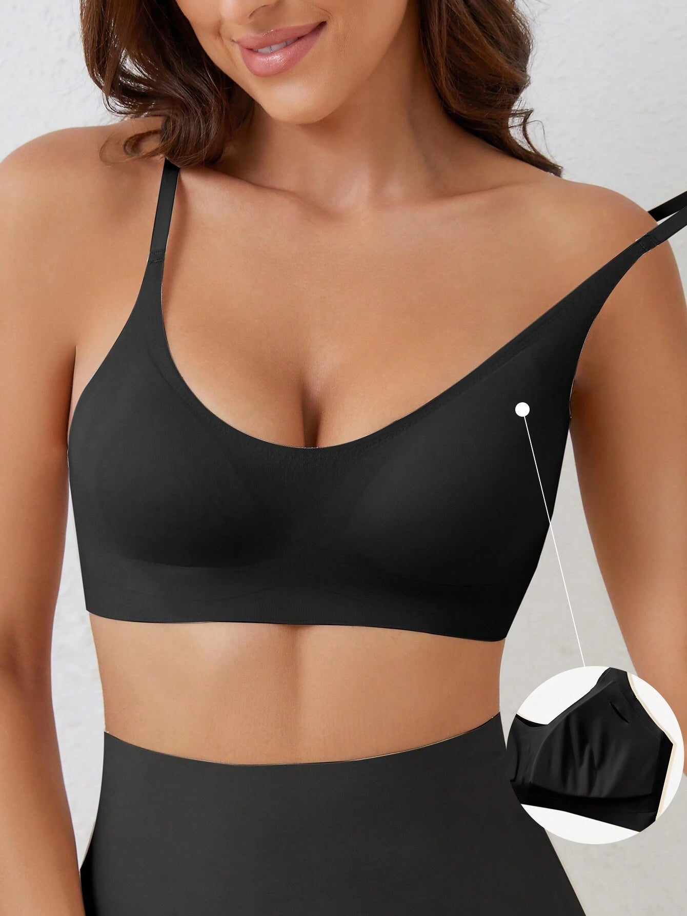 Seamless Push-Up Backless Bralette | Minimalist Crop Bra | Comfortable Everyday Wear