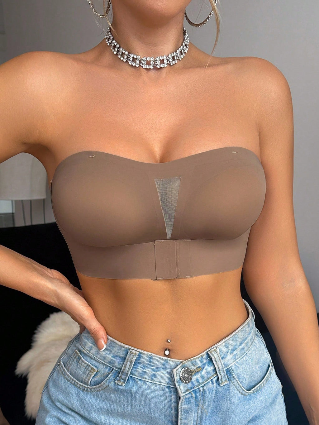 Strapless One-Shoulder Lingerie Bra | Front Closure Lift Support | Elegant Statement Fit