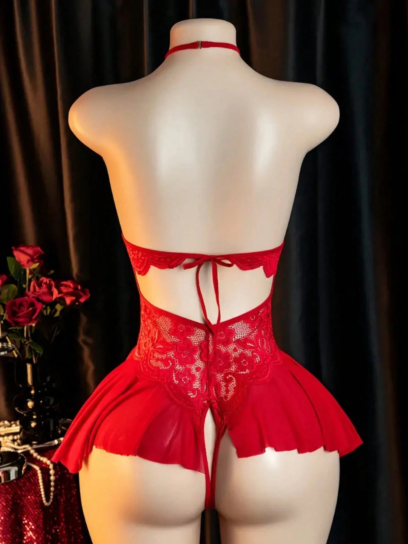 Elegant Lace Bodysuit for Women with Modern Open Detail